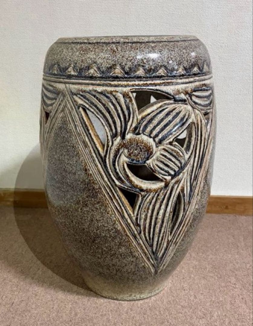 信楽焼 傘立て 唐草 透かし彫り 陶器製 玄関 インテリア