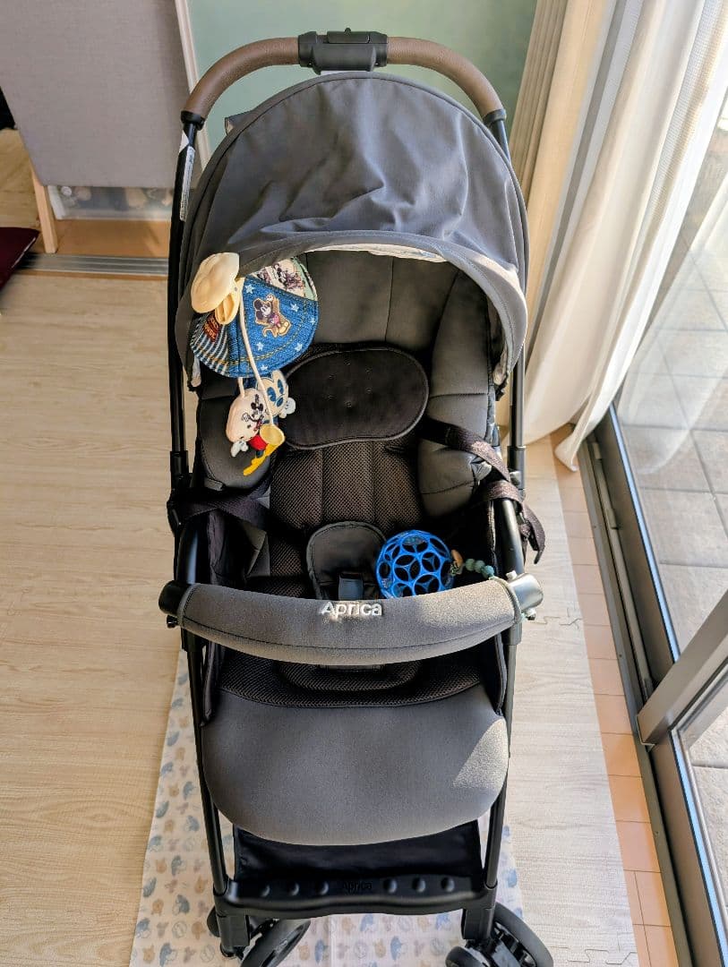 【美品】アップリカ カルーンエアー メッシュ AB グレー(GR)　おまけつき