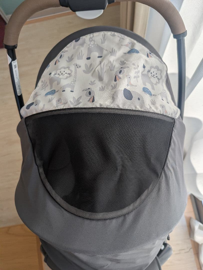 【美品】アップリカ カルーンエアー メッシュ AB グレー(GR)　おまけつき