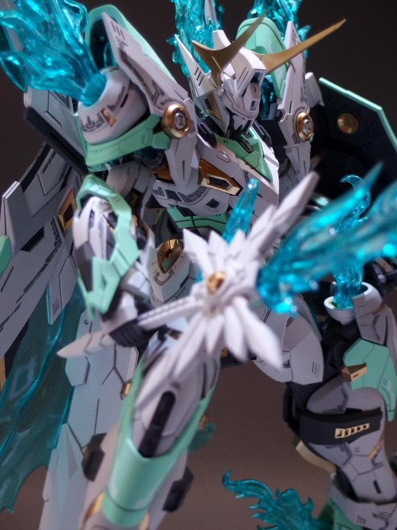 ク*ん様 1/100 炎皇 FIRELORD YR-04 塗装済完成品 SNAA