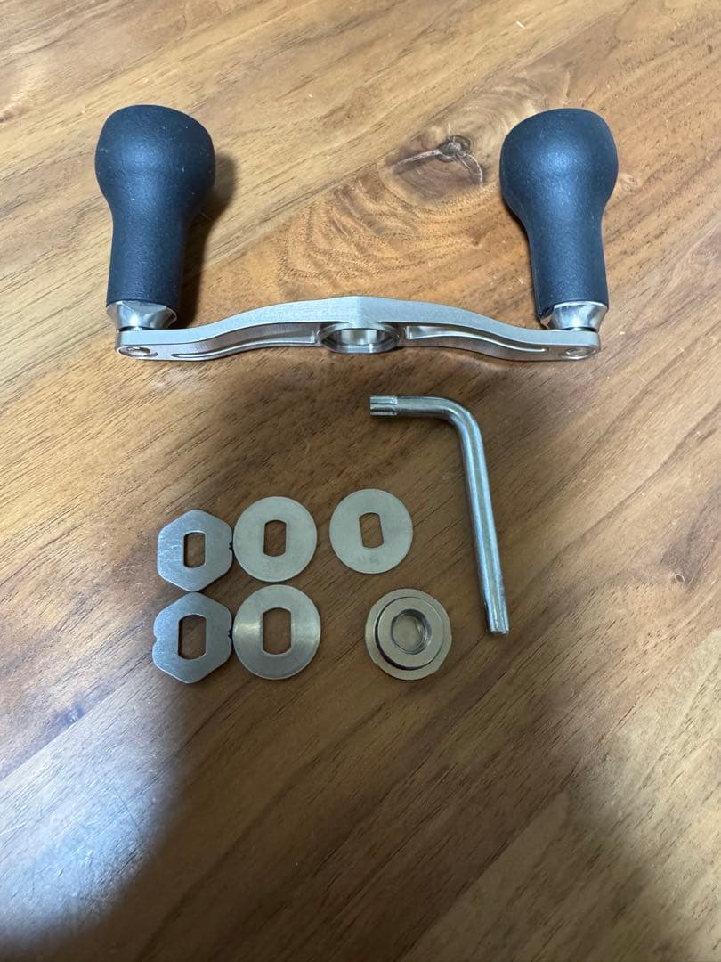 DRTバリアル95ハンドルMC後シルバー センターナット　シマノ左