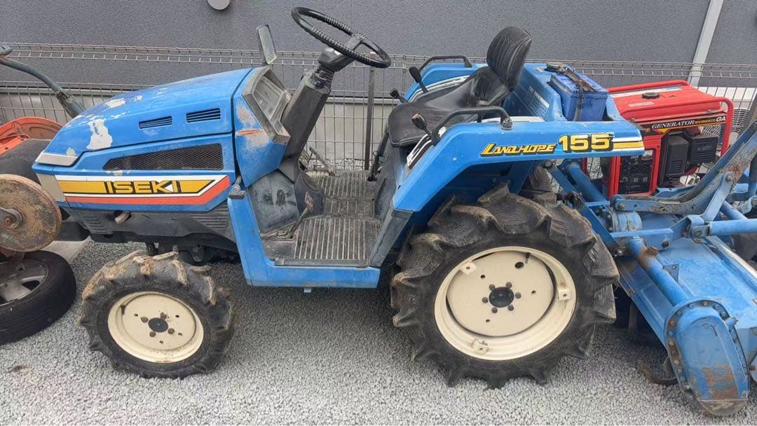 山梨県甲府市発イセキTU155トラクター 15馬力実働 現状 4WD ISEKI