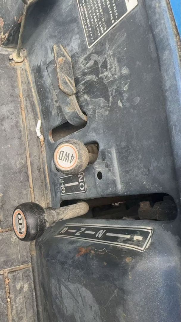 山梨県甲府市発イセキTU155トラクター 15馬力実働 現状 4WD ISEKI