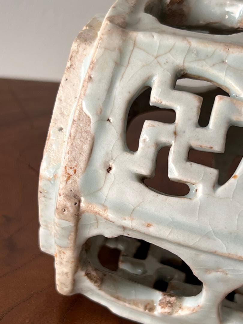 李朝 白磁 卍文透彫六角筆筒 李朝初期 高麗 柳宗悦 民藝館