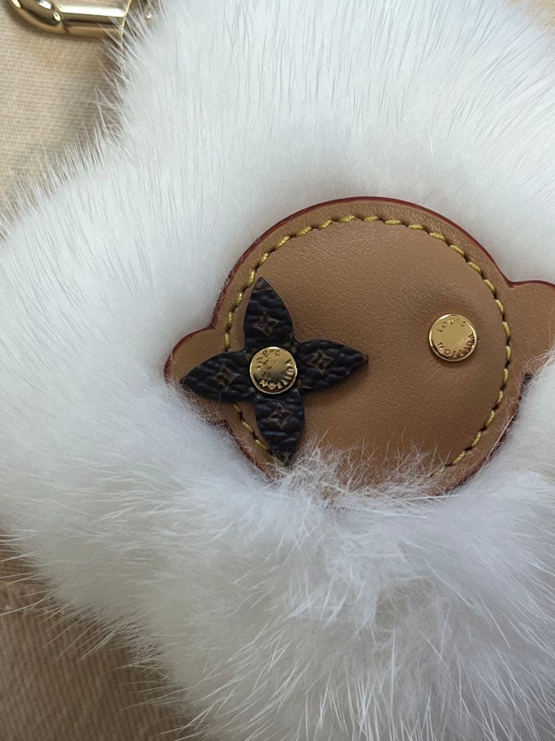 【美品】ルイヴィトン ヴィヴィエンヌ ファースキー キーリング M02300