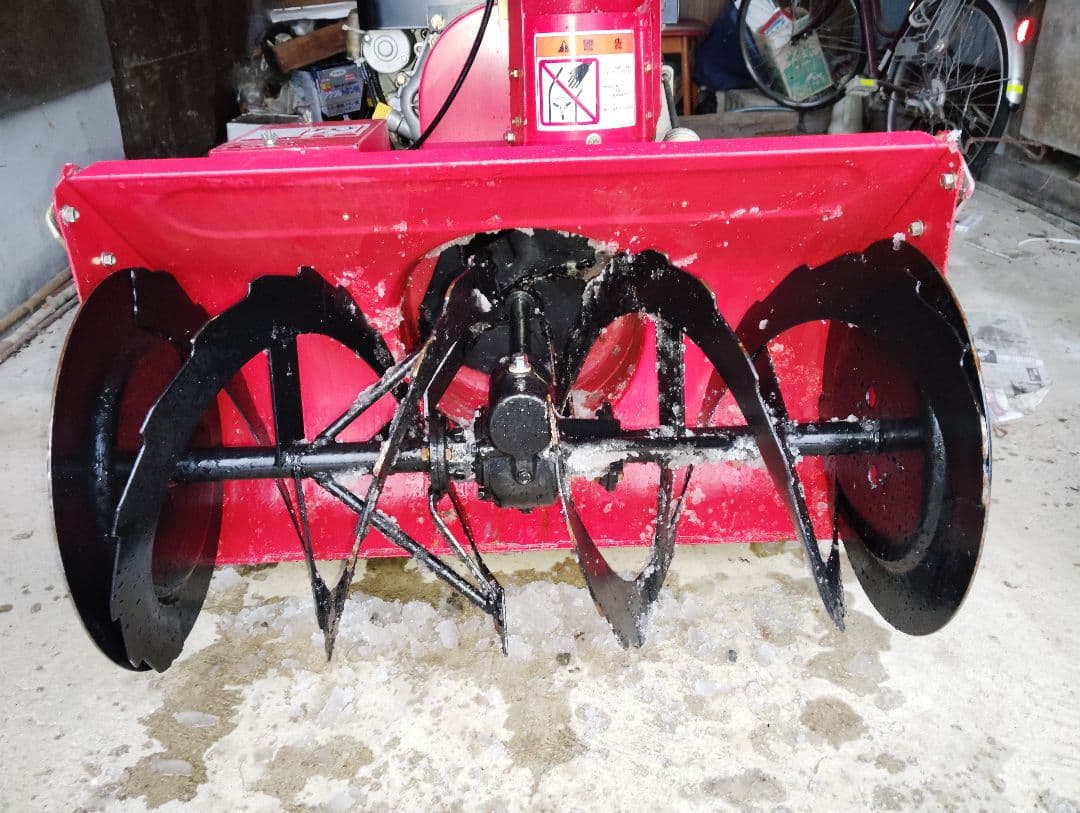 ヤナセ　HST810 赤 除雪機 キャタピラ式