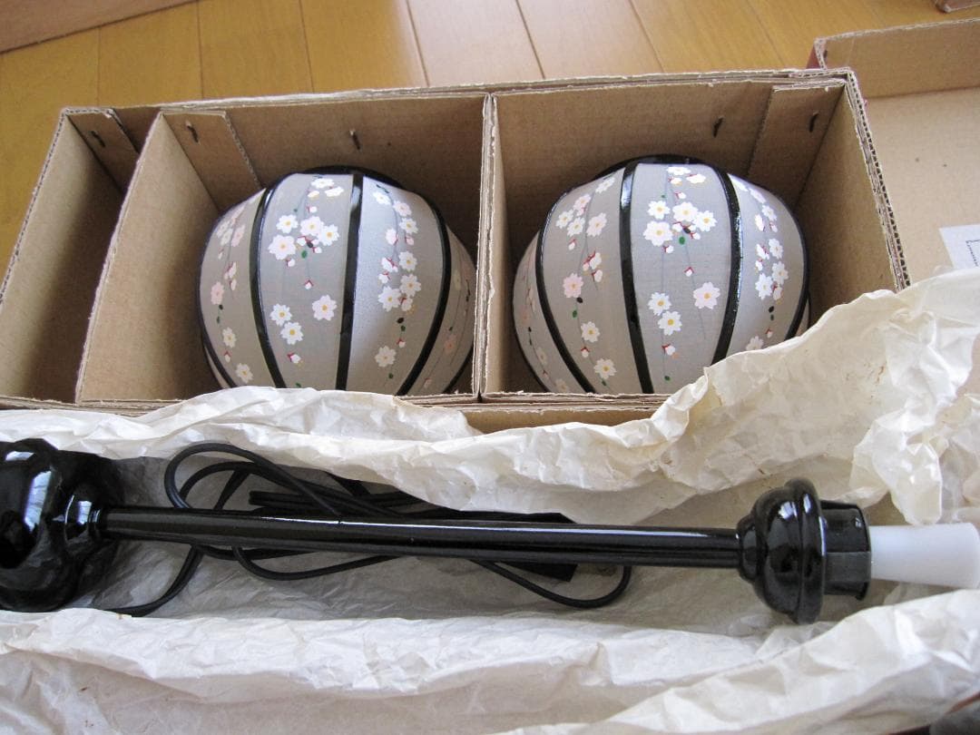 ④雛人形　七段飾り（平安御所飾、桜橘、雪洞）