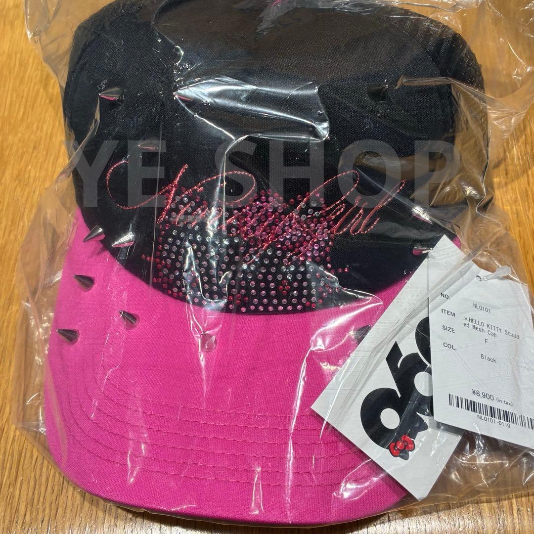 9090 girl × HELLO KITTY Studded Mesh Cap