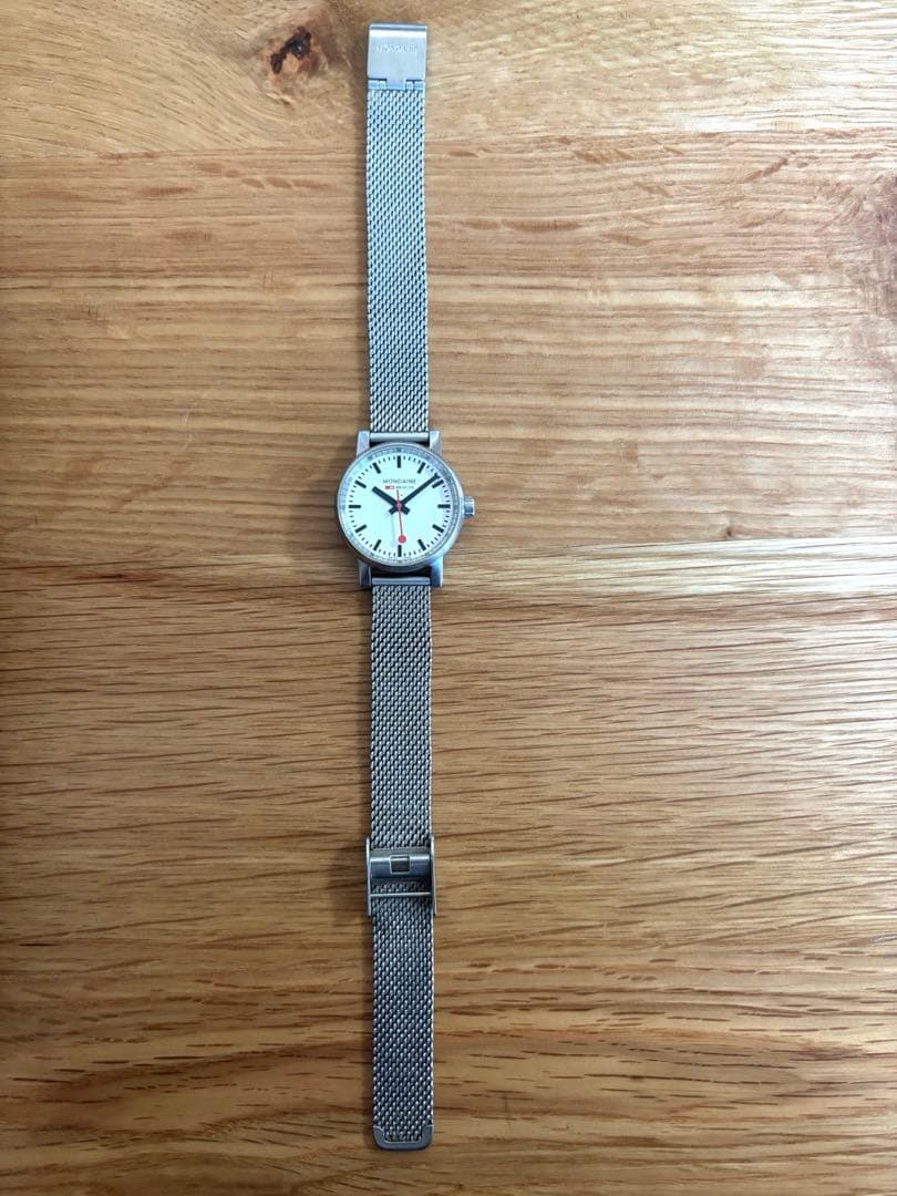 MONDAINE(スイス)クォーツ腕時計 メッシュバンド(男女兼用)