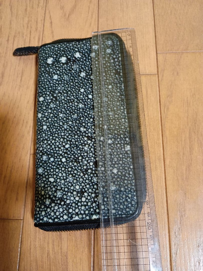 スタースティングレイ長財布