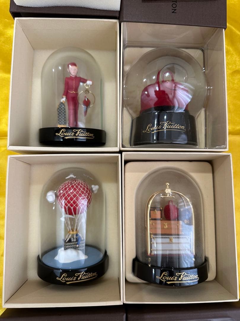 新品未使用　ルイヴィトン　非売品　スノードーム　VIP顧客限定　4点セット