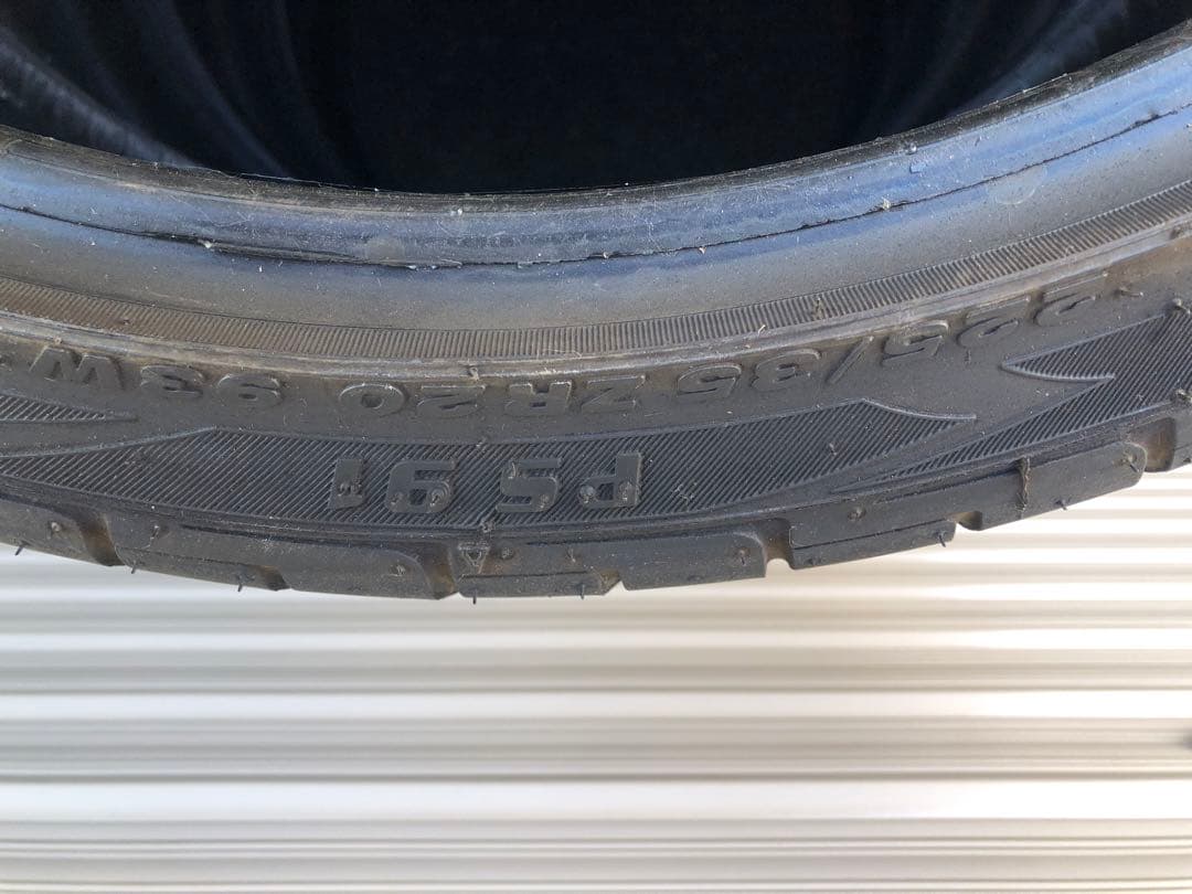 pinso 225-35-20 2021年製造 4本セット タイヤのみ