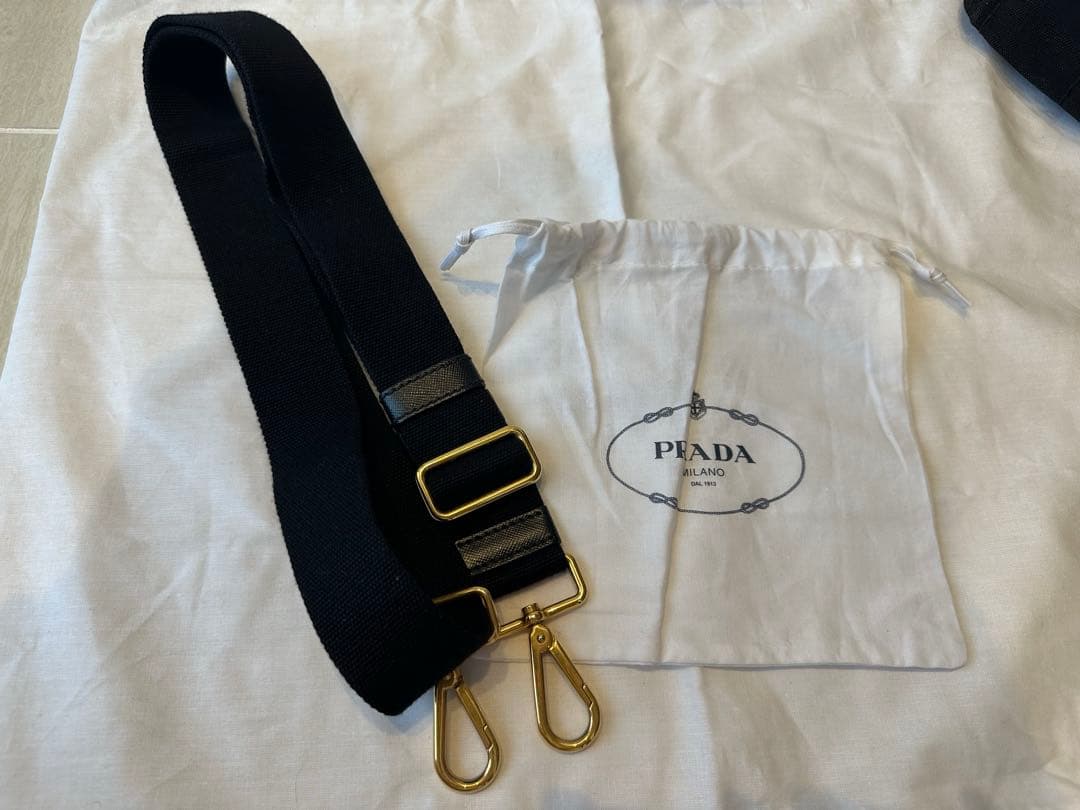 にこ様→PRADA カナパ S ブラック　NERO