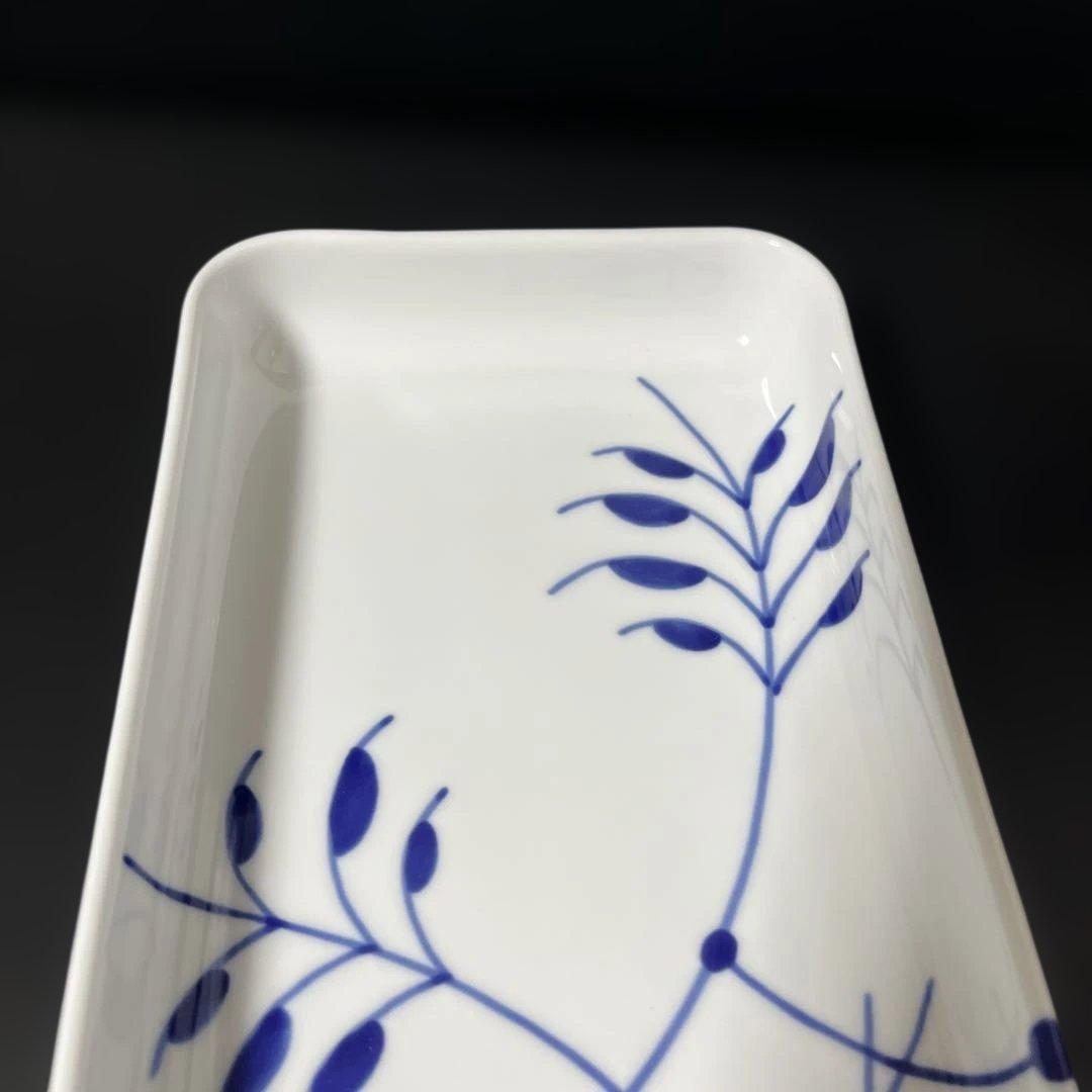 ［新品］ロイヤルコペンハーゲン　ブルーフルーテッドメガ　ディッシュ　④