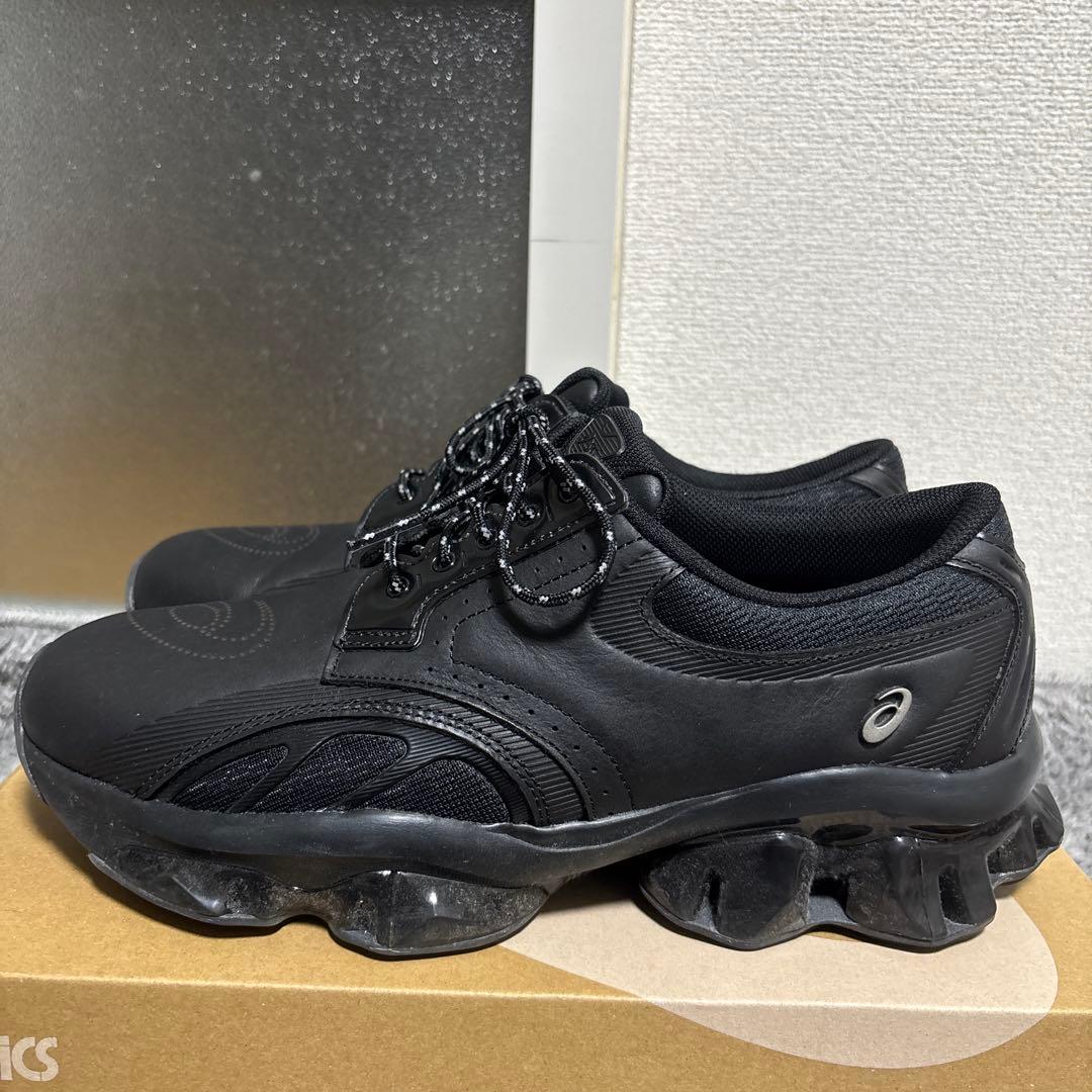 靴 ASICS GEL-KINETIC SP