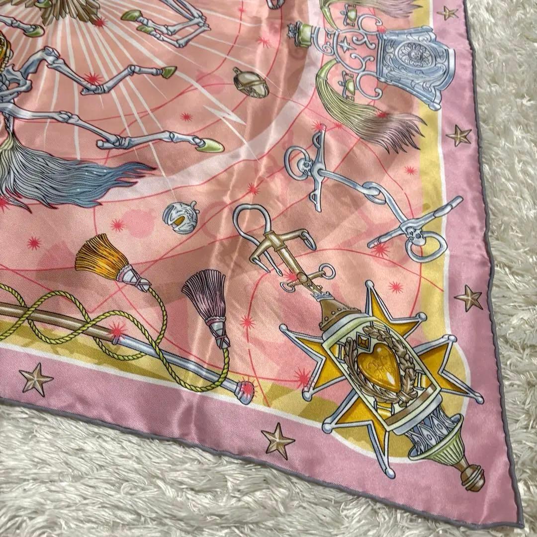 極美品✨HERMESエルメスCHORUS STELLARUM ピンク　カレ70