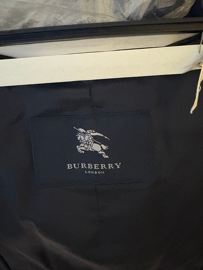 バーバリー　コート　黒　Lサイズ　ダウンライナー付き　超美品　クリーニング済