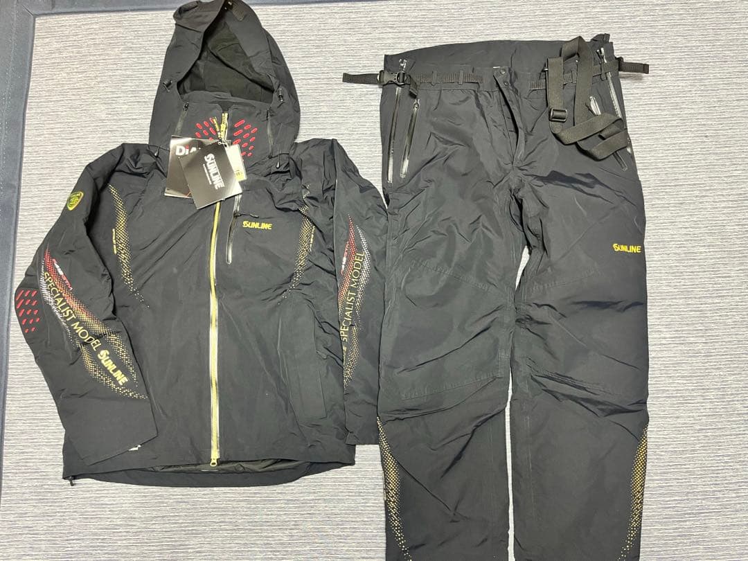 サンライン ディアプレックス ウォームアップスーツ 新品未使用☆早い者勝ち☆激安