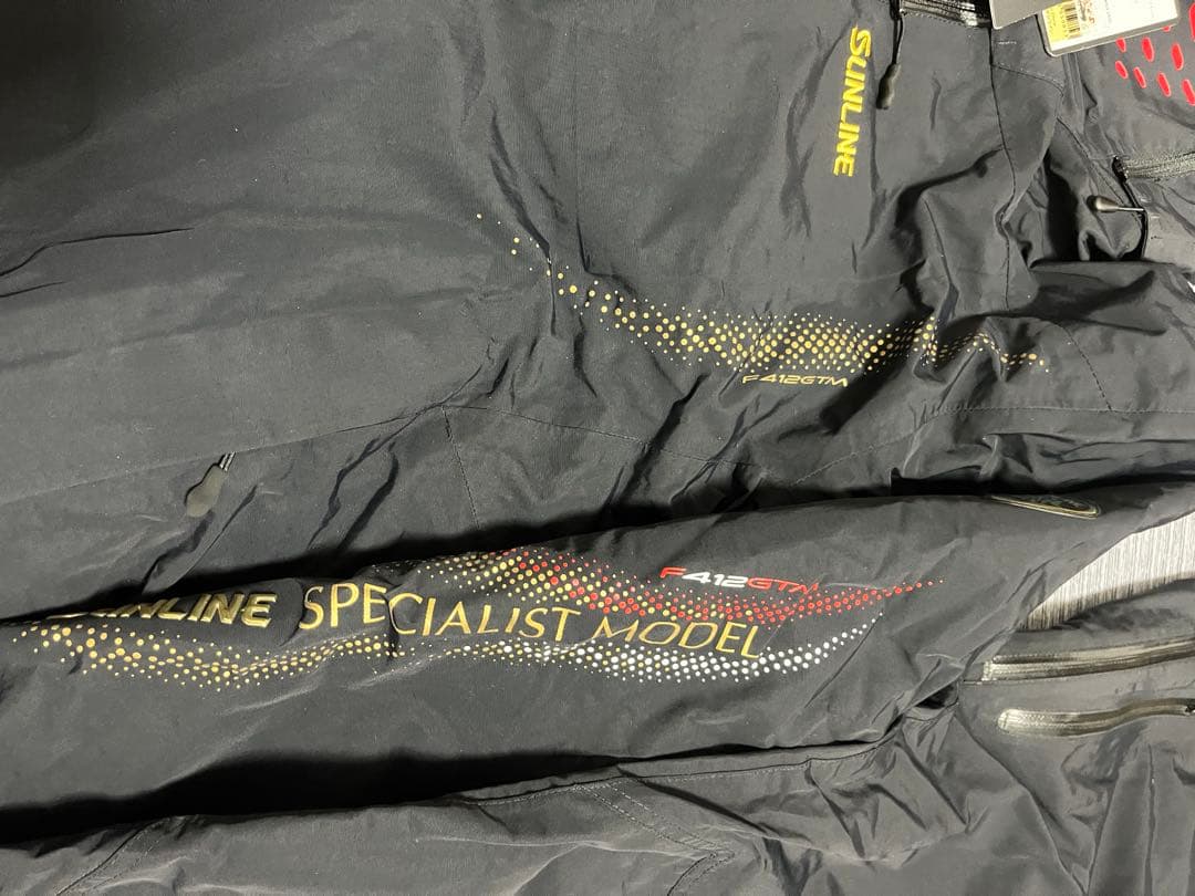 サンライン ディアプレックス ウォームアップスーツ 新品未使用☆早い者勝ち☆激安