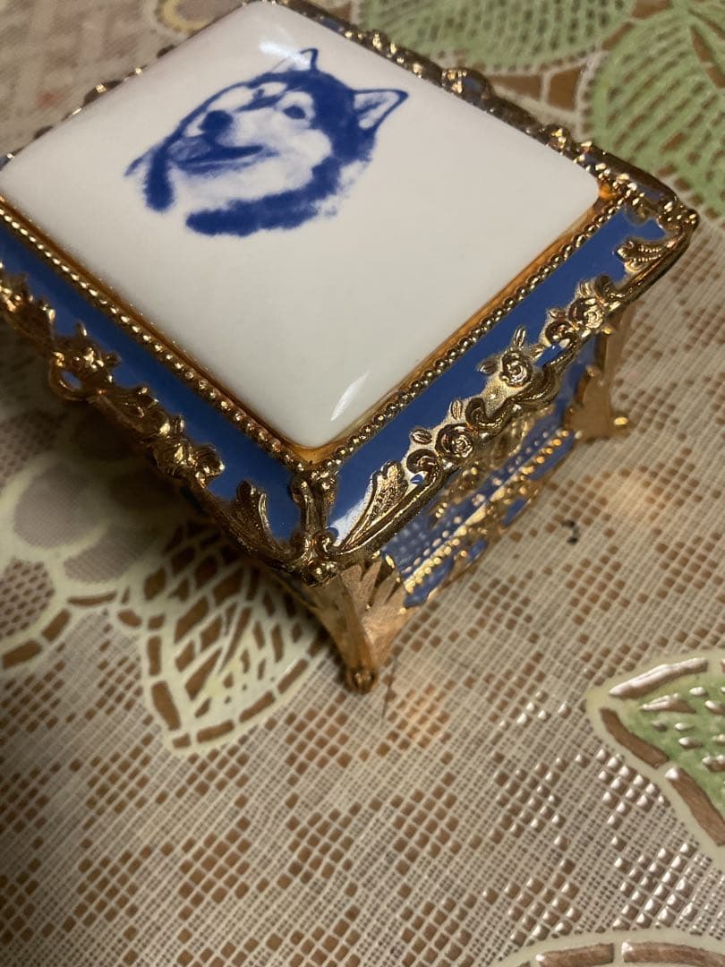 宝石箱　オルゴール　　愛のオルゴール　日本製