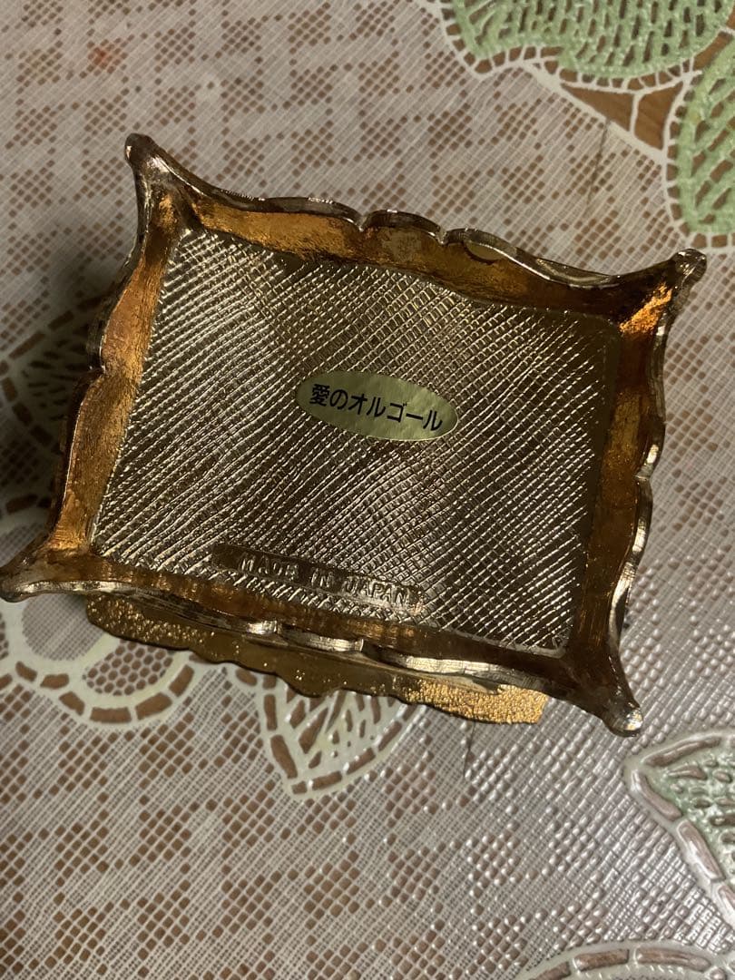 宝石箱　オルゴール　　愛のオルゴール　日本製