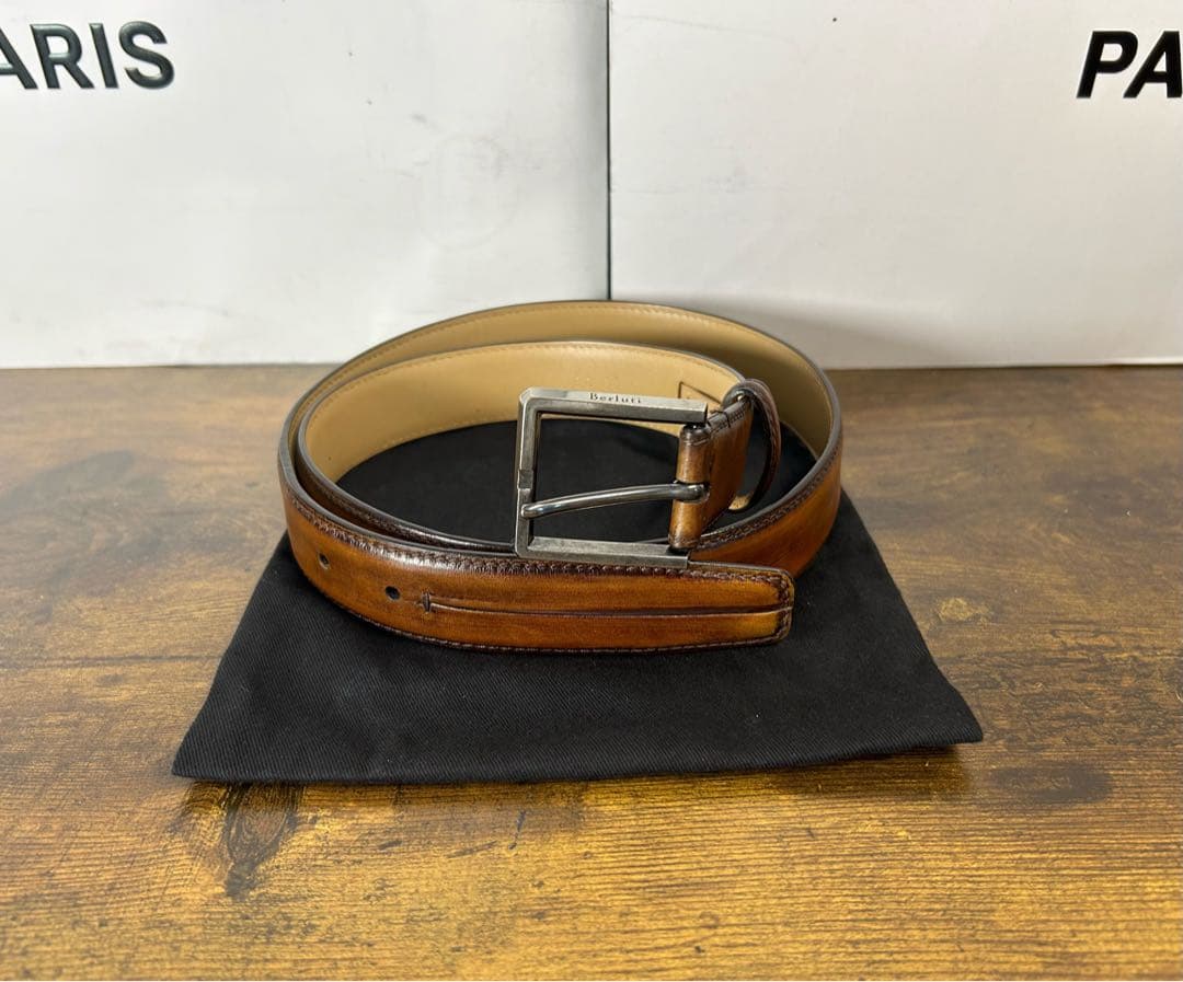 美品　10.6万　Berluti ヴェネチアレザー ベルト 90/36 オルガ期