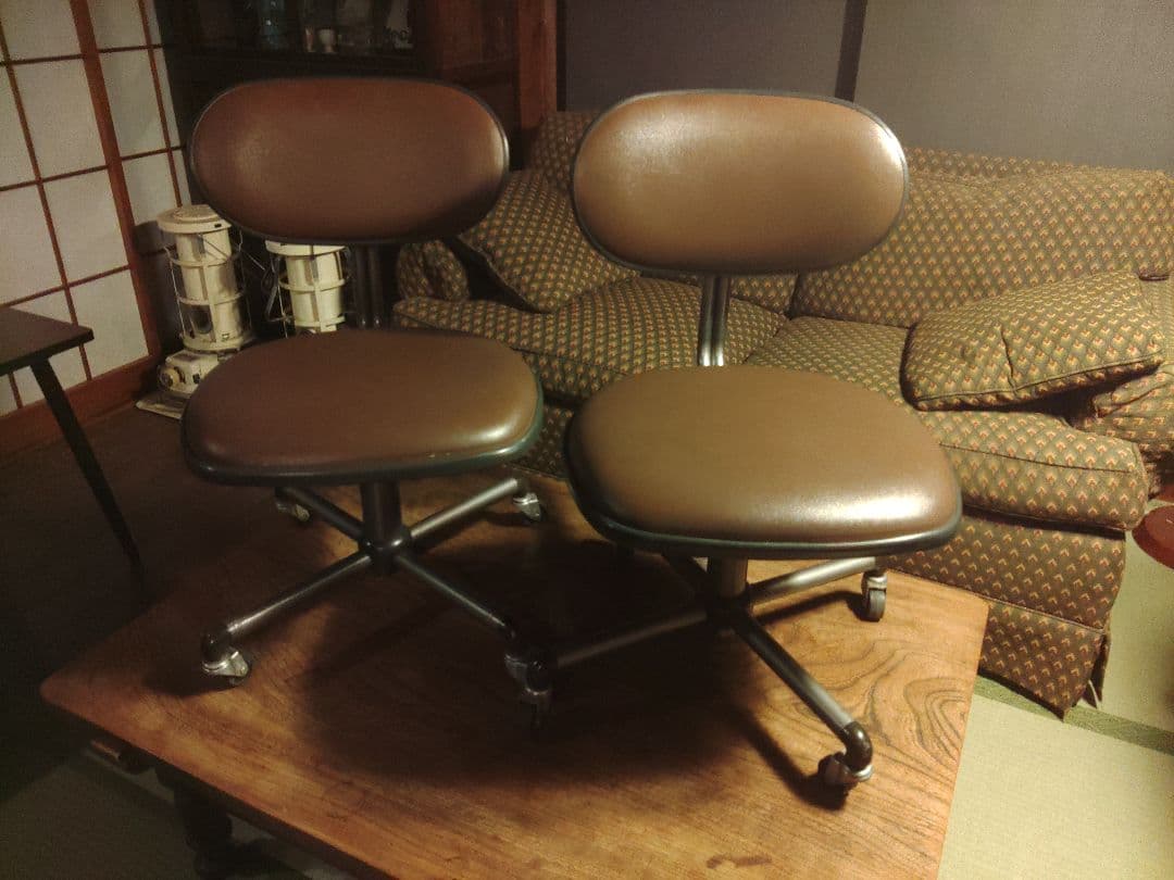 希少　イトーキ　ITOKI ２脚　インダストリアル　スペースエイジ　ポストモダン