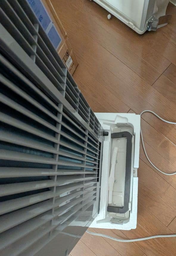 窓用エアコン 2021年製 ハイアール JA-16V 延長窓枠付属