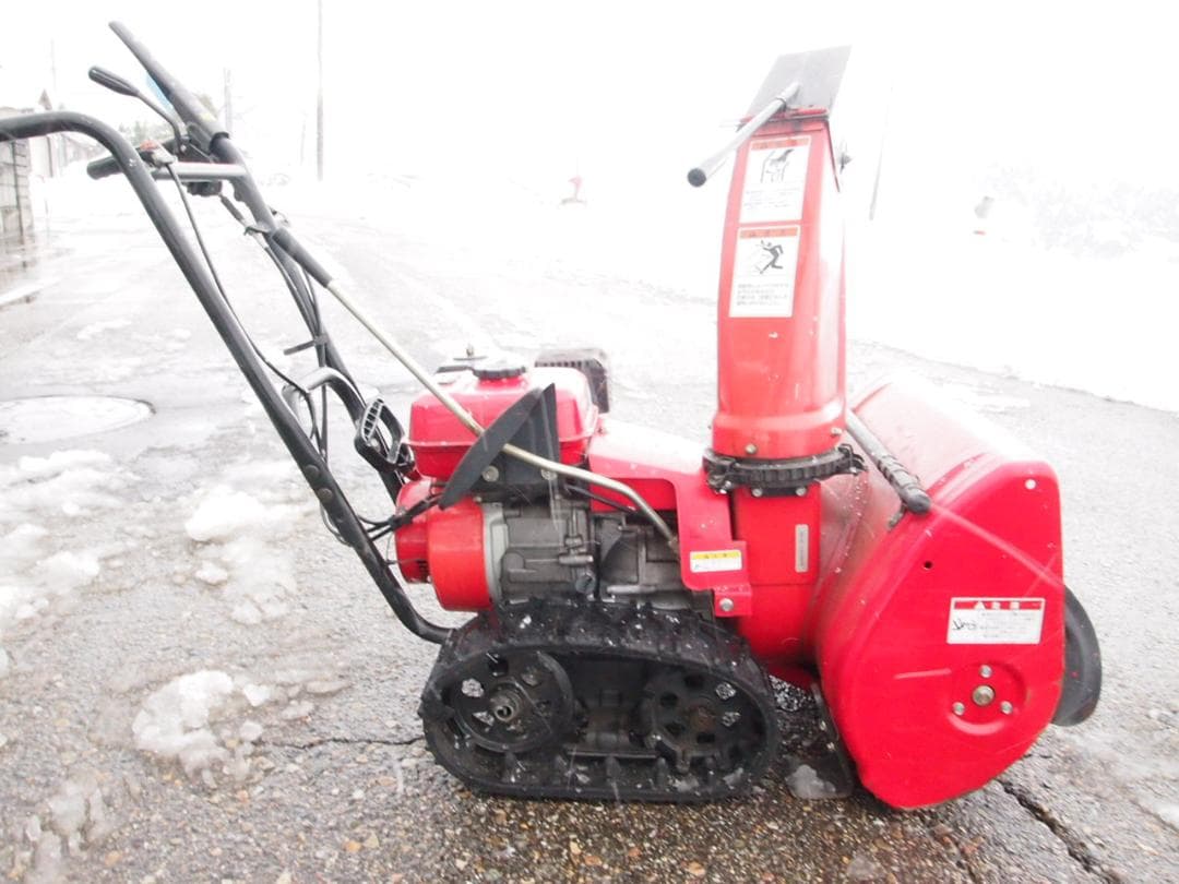 大雪注意ホンダ除雪機　HONDA　HS655　　実動富山、石川、金沢