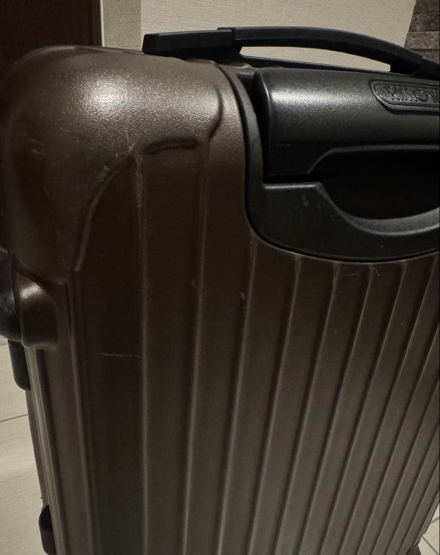 [1-3泊] リモワ サルサ 33L マットブロンズ 2輪　RIMOWA