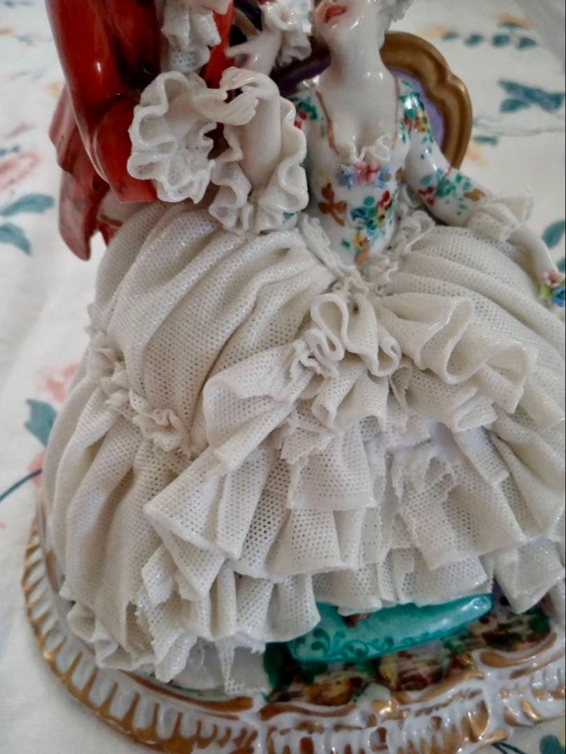 イタリア　フィギュリン　レース人形　ルイージファブリス　陶器　人形　男女
