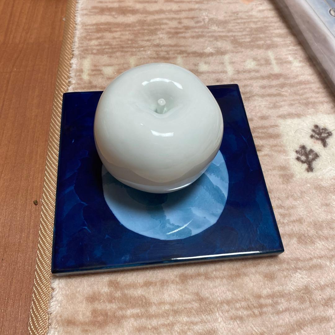 リンゴ型陶器オブジェ