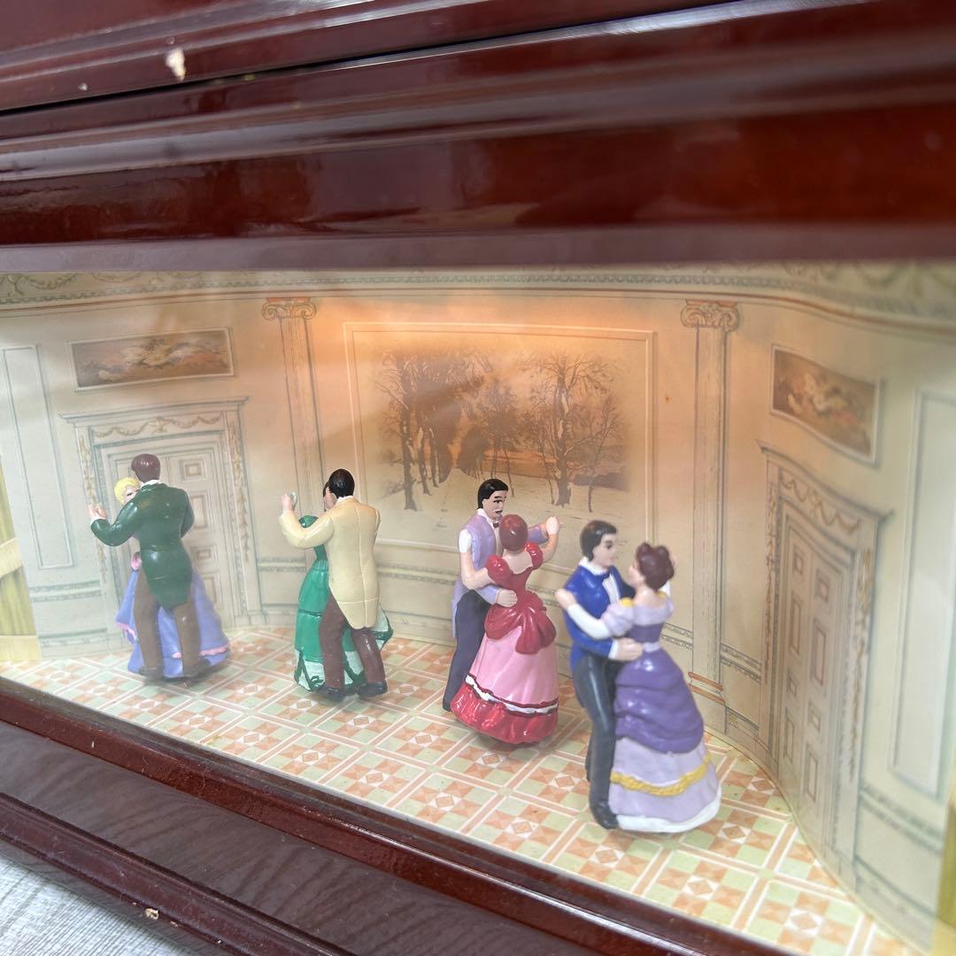 【うーたん様】MrChristmas オルゴール　6ベル　舞踏会