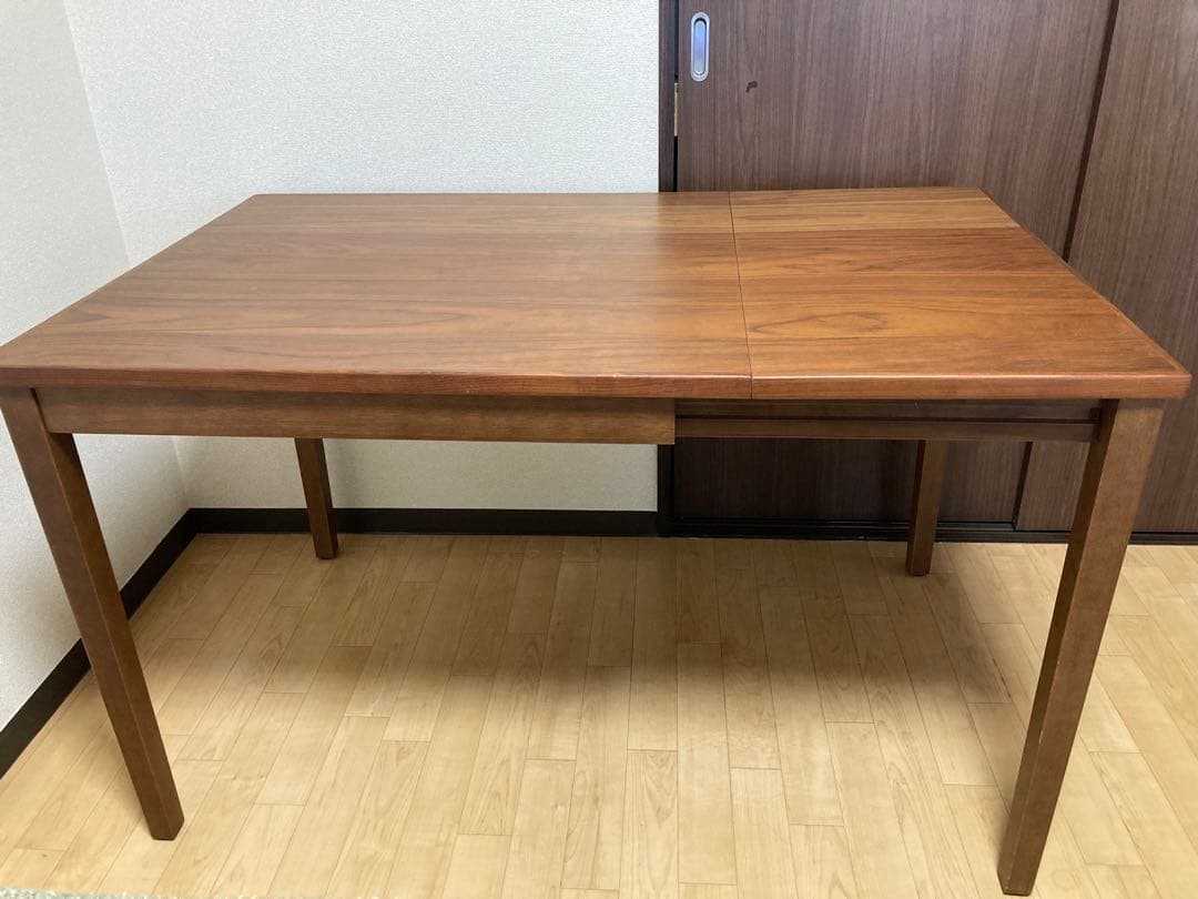 ウォールナット伸長式テーブル
