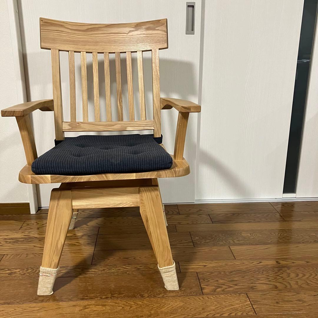 ②ナフコツーワンスタイル「伊吹 NA」 ダイニング肘付回転チェア