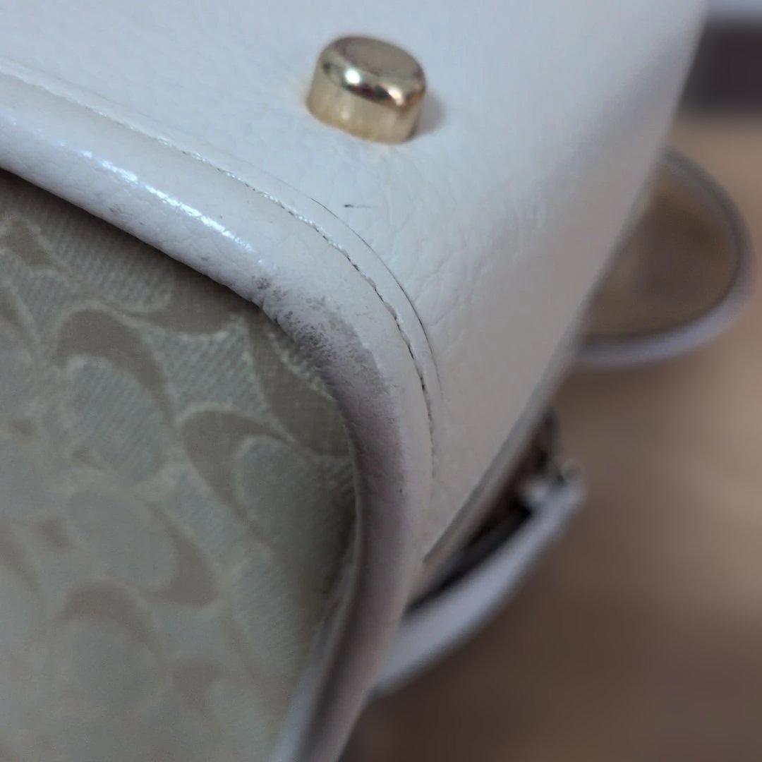 COACH ショルダーバッグ ベージュ/ホワイト