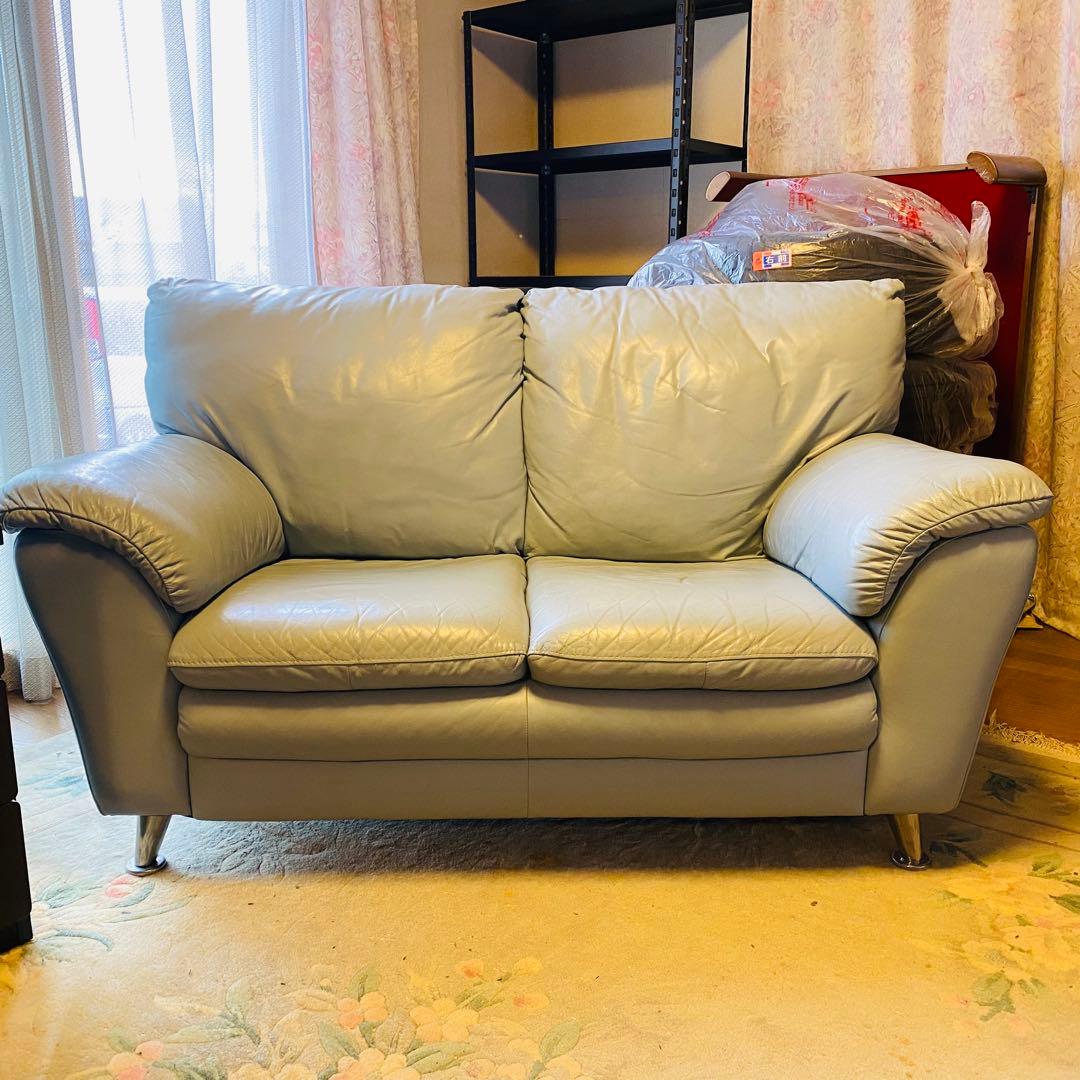 ライトブルー レザー 2人掛けソファ