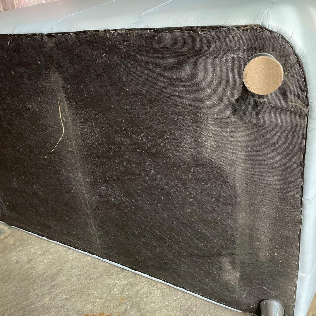 ライトブルー レザー 2人掛けソファ