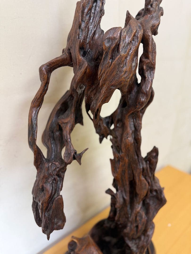 木製抽象彫刻 ダークブラウン