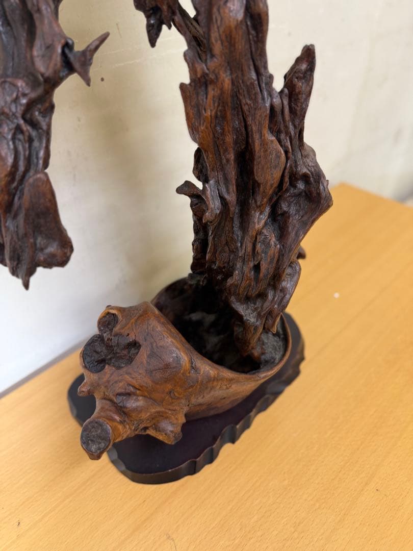 木製抽象彫刻 ダークブラウン