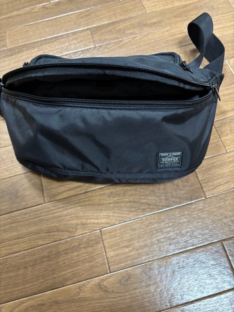 PORTER ポーター FLASH ボディバッグ　ウエストバッグ
