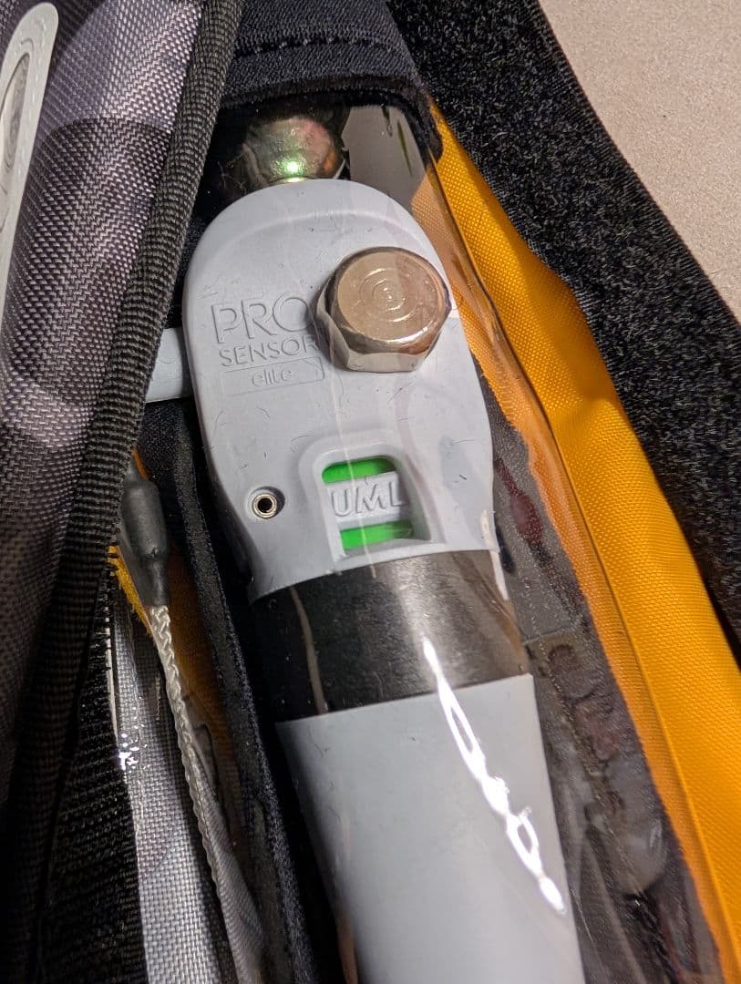 ■交換カートリッジ付き Daiwa DF2007 ライフジャケット 迷彩