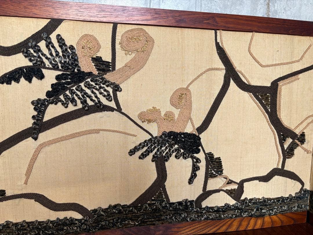 刺繍　デザイン的な屏風間仕切り191.5cm×44cm　パーテーション