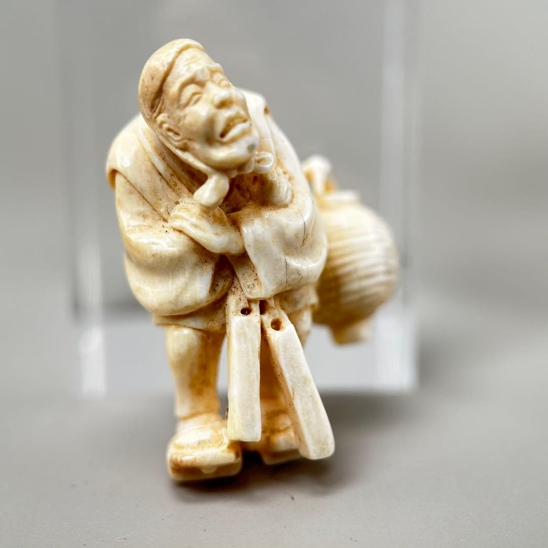 人物像 小型彫刻極上根付天然素材アンティーク骨董飾り物古美術置物細密細工