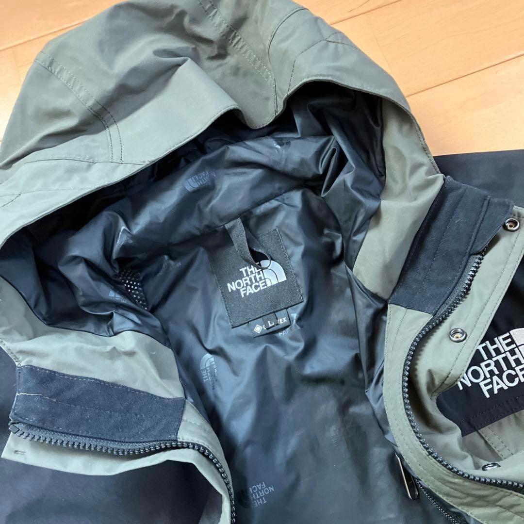 ほぼ新品THE NORTH FACE NP11834 マウンテンライト