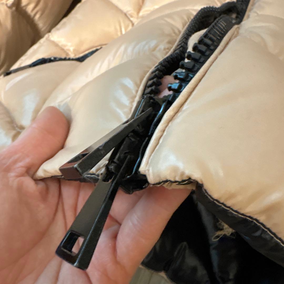 モンクレール／ピンクベージュ／ダウン00