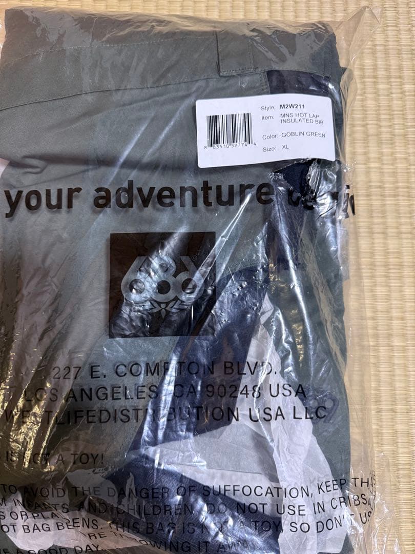 新品未使用　686 ビブパンツ　XL