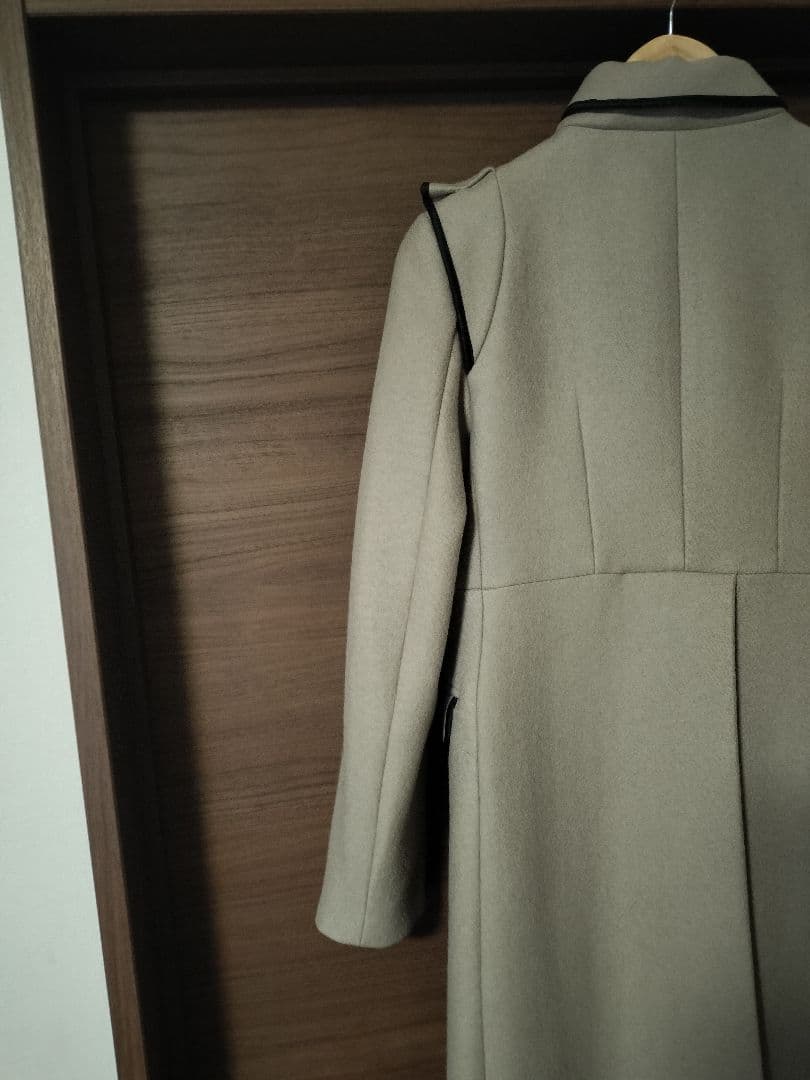 VALENTINO ROMA ヴァレンティノローマべージュ系 38 M相当