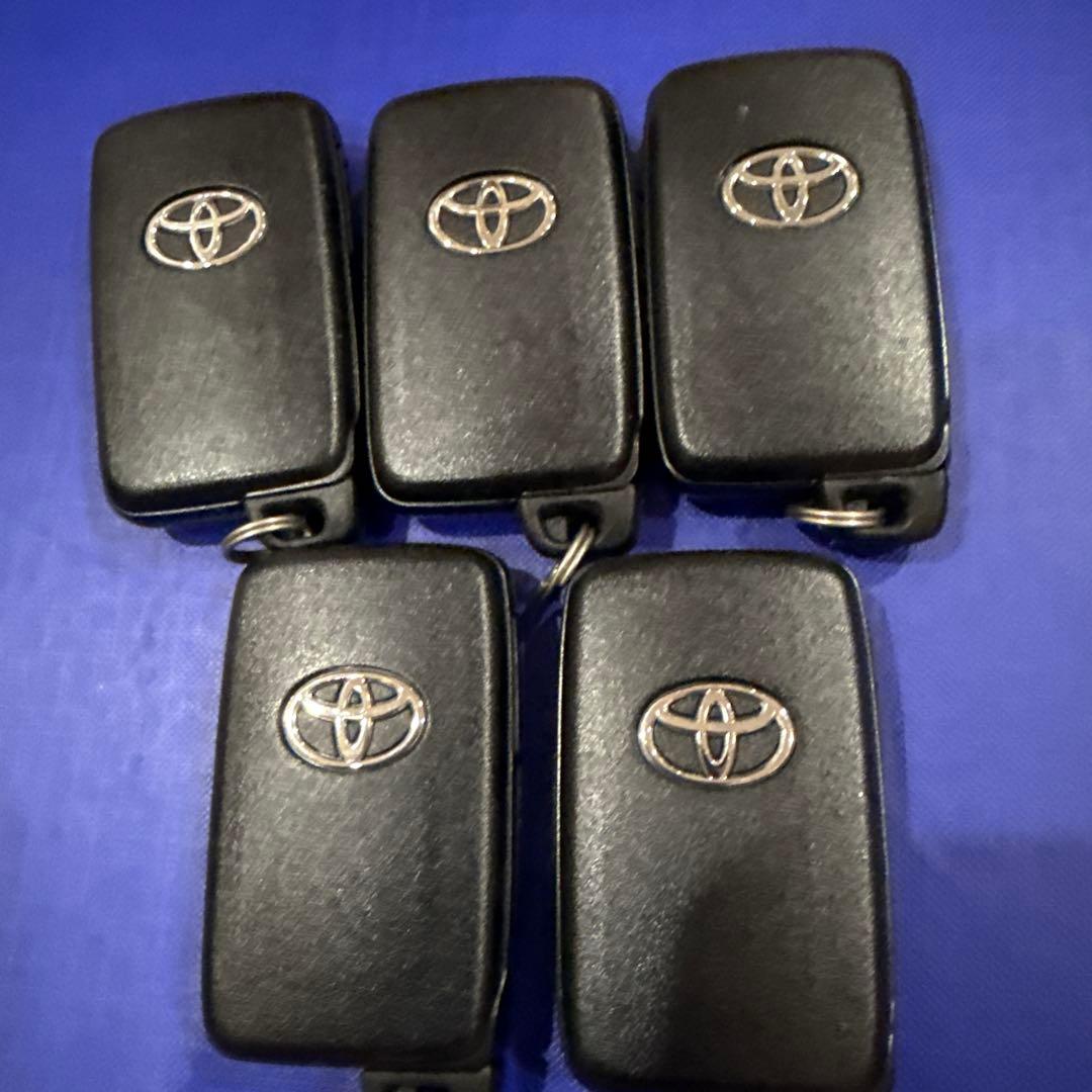 未使用　保管品　2ボタン　トヨタ　30プリウスなど　スマートキー　5本