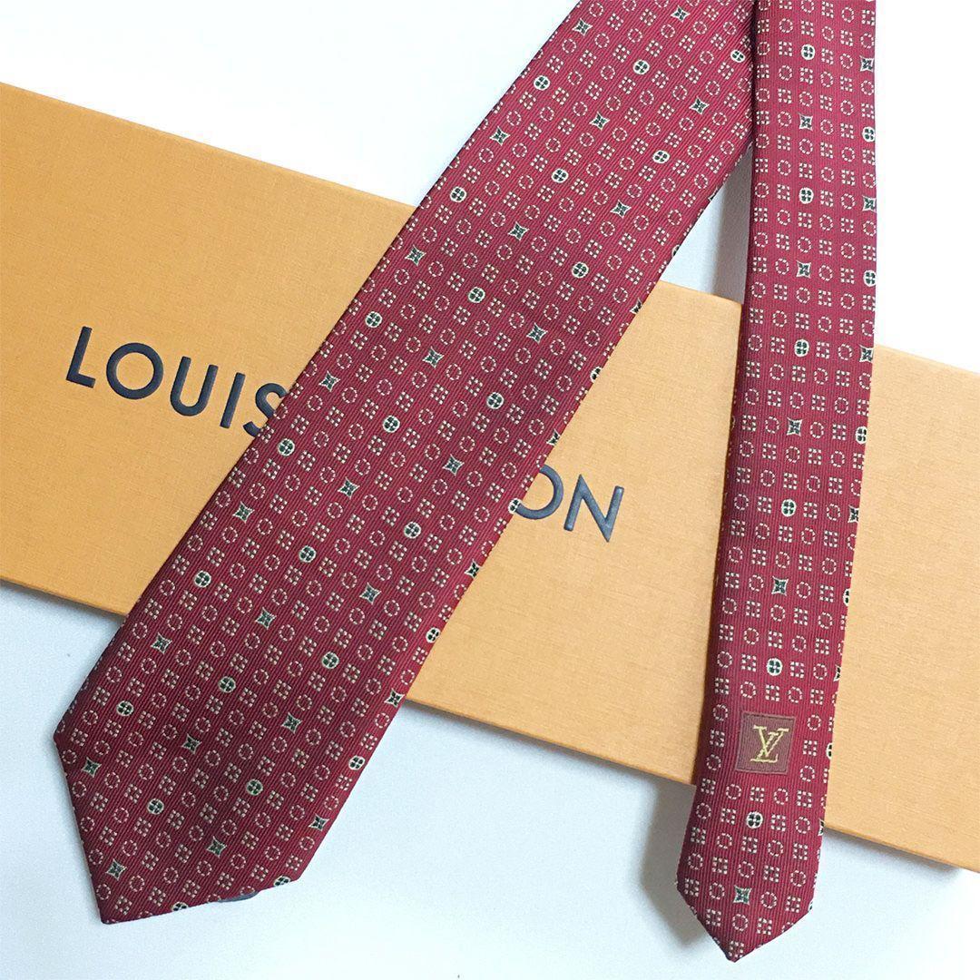 未使用級 ルイヴィトン Louis Vuitton ネクタイ モノグラム 総柄